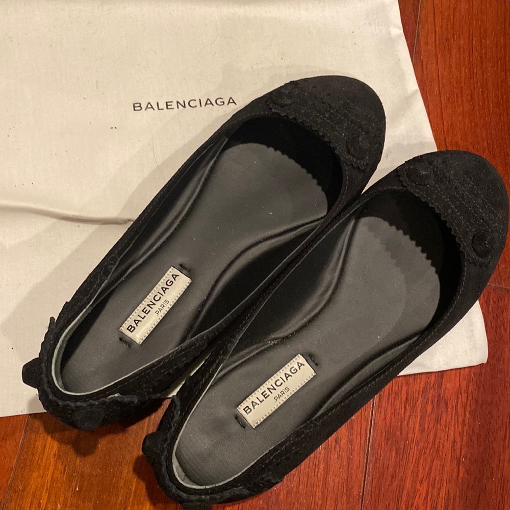 Balenciaga flat